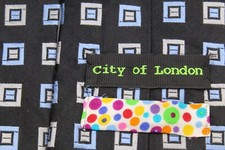 2386  CITY OF LONDON MEN'S TIE 100 SILK MADE IN USA