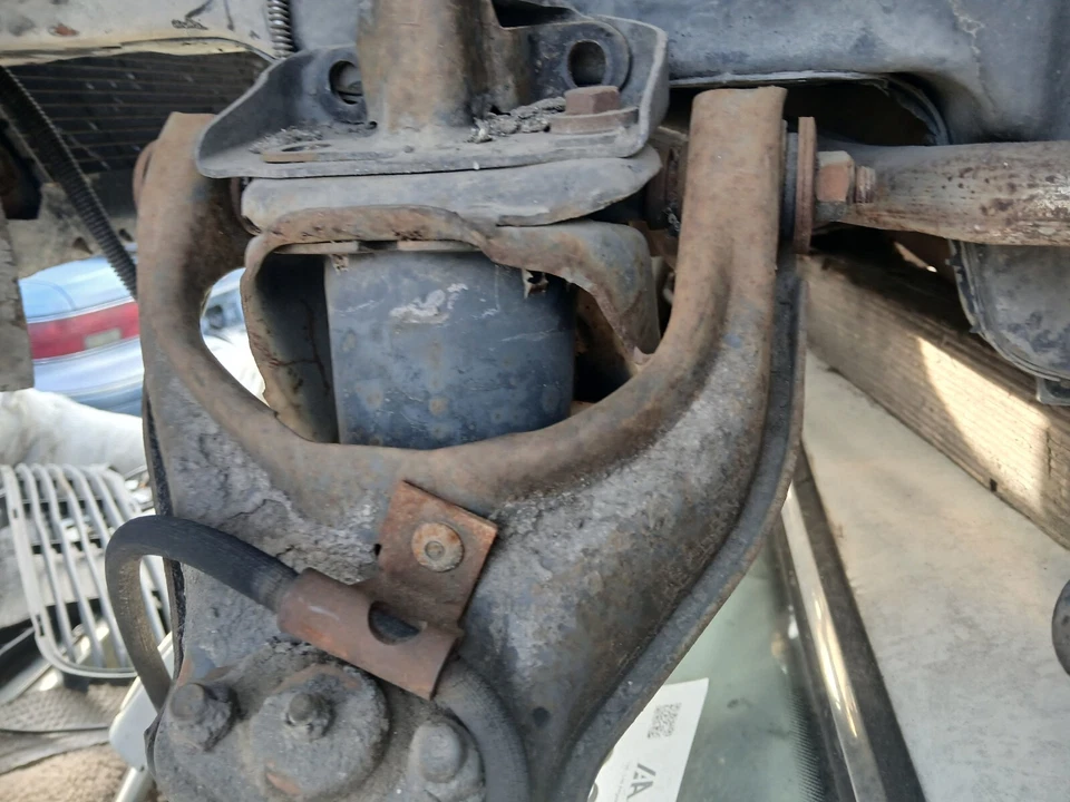 84-87 Pontiac Fiero GT SE OEM передний левый верхний рычаг управления 85 - Изображение 4 из 4