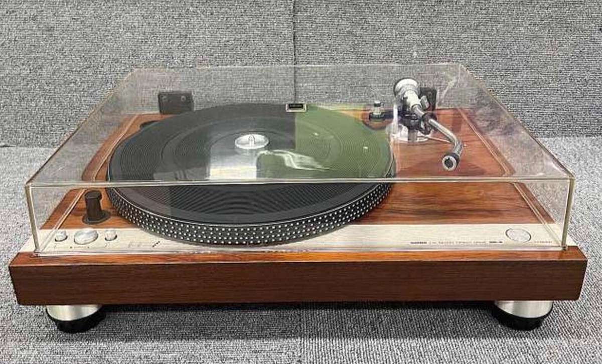 Micro Seiki model DD-5 Record Player Brown used From Japan Micro Seiki model DD-5 Record Player Brown used From Japan
