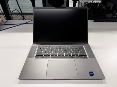 Excellent (A) Dell Lattitude 7640 16'' 512GB SSD 16GB RAM i5-1345U Iris XE NO OS!
