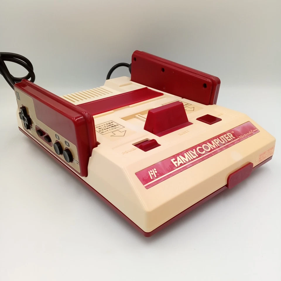 Famicom Console Nintendo Family Computer FC CHV-001 Boxed +10 Games NES Tested - Bild 2 von 4