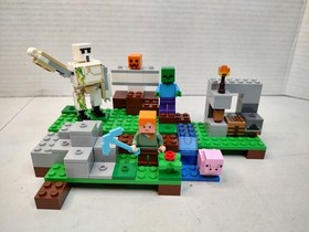 2016 LEGO MINECRAFT THE IRON GOLEM SET 21123 Complete Minifigures Manual