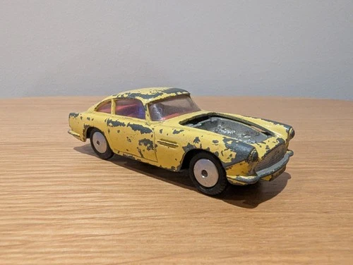 Vintage Corgi Toys No. 218 Aston Martin DB4 Yellow 1960s Original Diecast Model