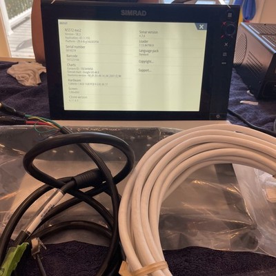 Simrad NSS12 Evo2 12'' Touchscreen MFD Chartplotter Suncover And Manuals