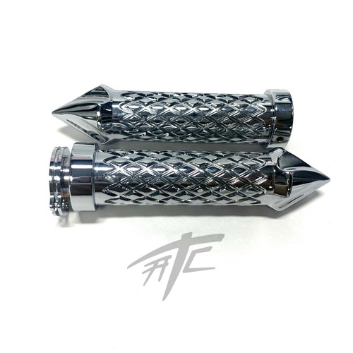 GSXR600 GRIPS CHROME DIAMOND PATTERN TWIST SPIKES ALL SUZUKI GSXR600 - Picture 3 of 7