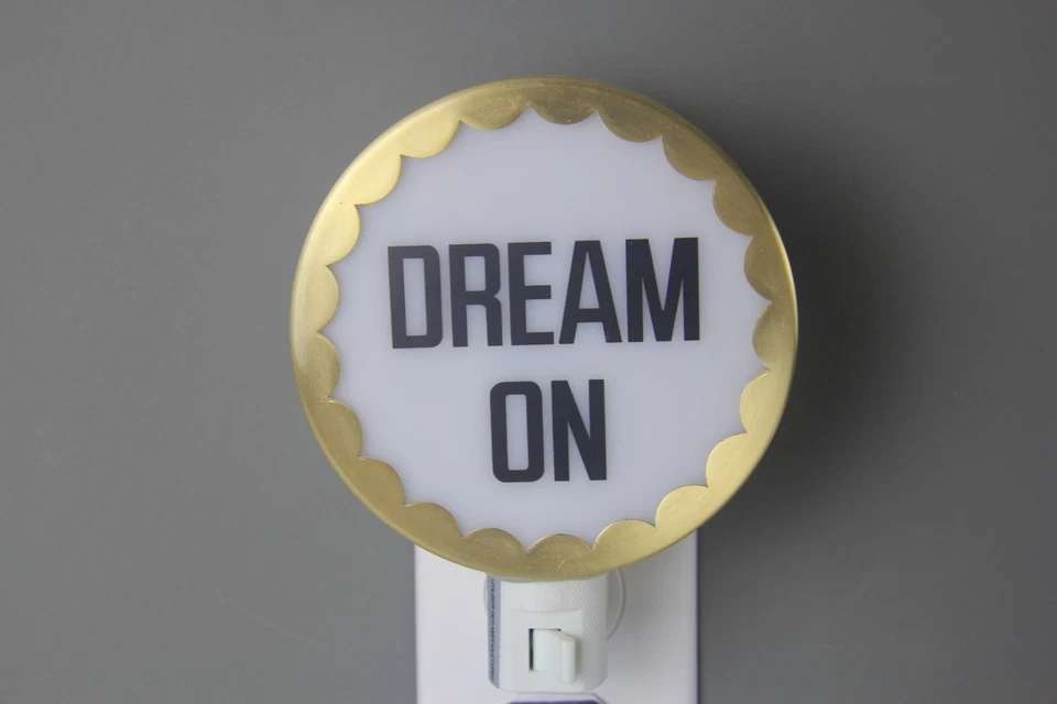 Pottery Barn Kids The Emily & Meritt Dream On Nightlight Foto 2 de 4