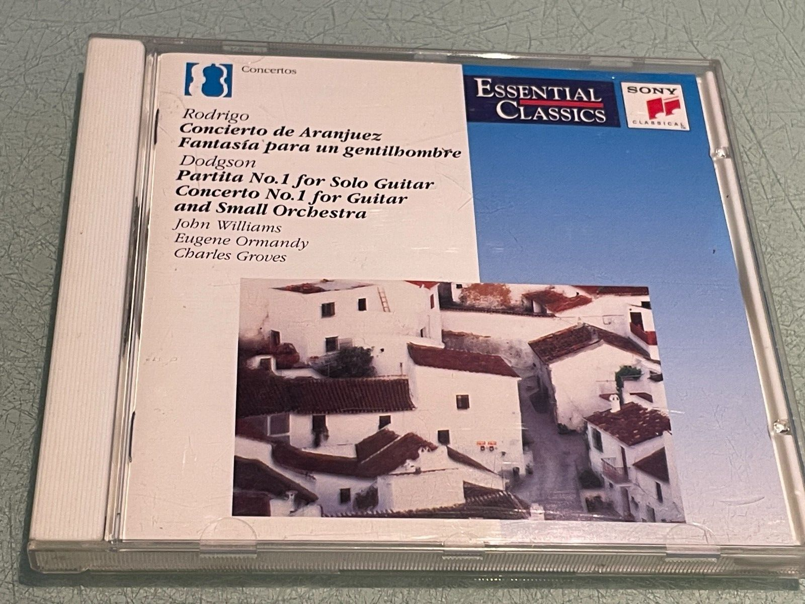 Rodrigo: Concierto De Aranjuez - Dodgson: Partita No. 1 for Solo Guitar CD Album