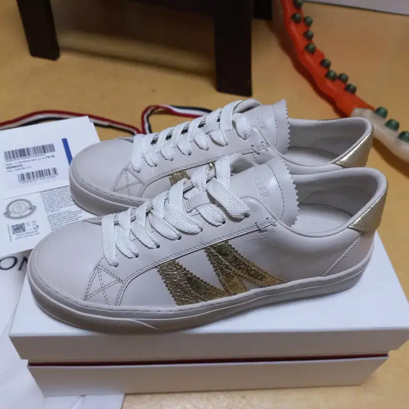 Moncler Monaco 2 Beige Gold 40 EU New thumbnail 11