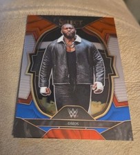 2023 Panini Select WWE Red & Blue #20 Omos wrestling card