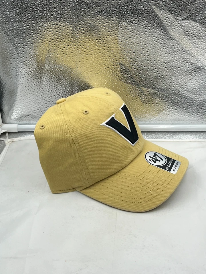 范德比尔特 Commodores NCAA '47 品牌金色清理可调节肩带帽子 — 第 4/4 张图片
