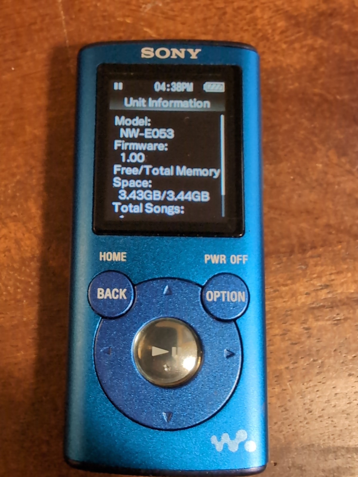 Sony NW-E053 Walkman MP3 Digital Audio Player 4GB Blue New Battery 