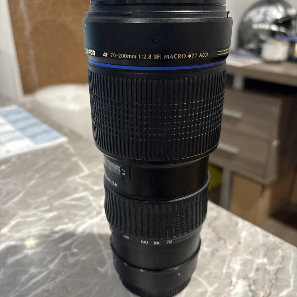 Tamron AF 70-200mm F/2.8 Di LD IF Macro Lens A001 For Canon DEFECTIVE FOR PARTS - Image 4 of 4