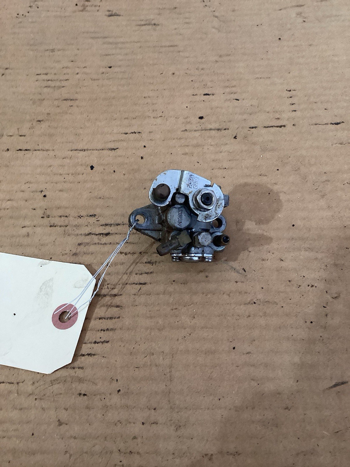 Mercury Mariner 30 40 HP 2 Stroke Oil Pump  818902A2