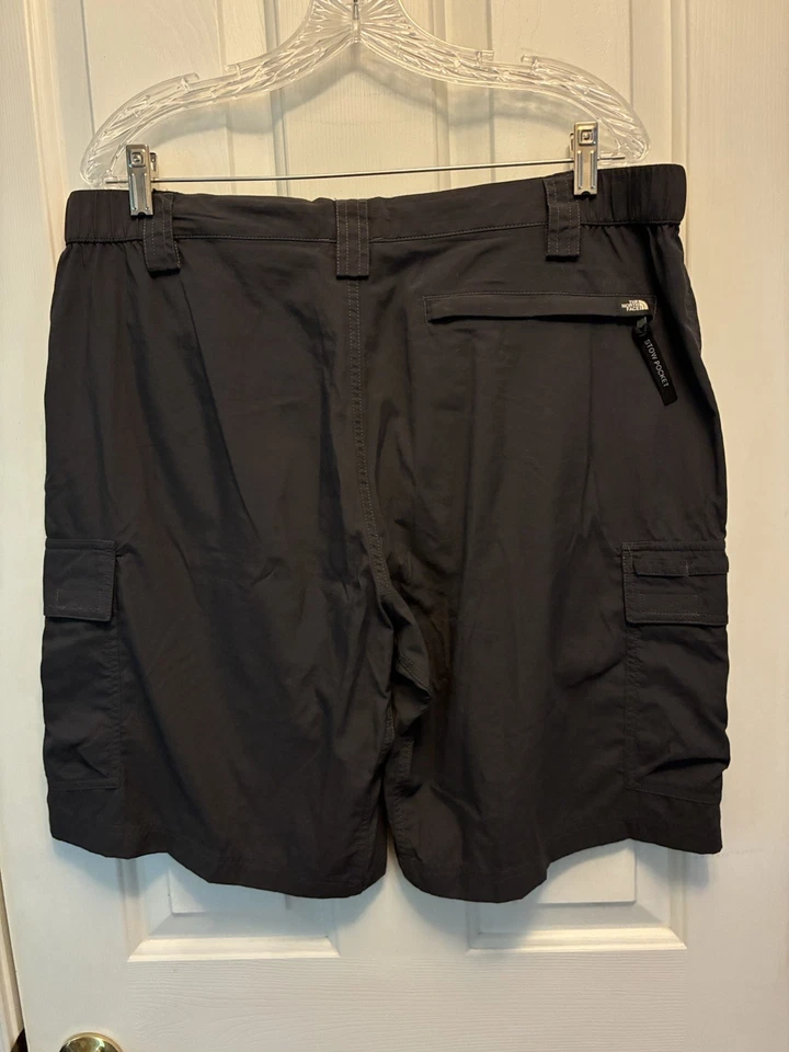 North Face Shorts Men’s Large Dark Brown Belted Cargo Pockets Active Nylon - Image 2 of 4
