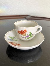 Antique Meissen Scattered Flowers Tea Cup  Saucer Scalloped Edge Gold Trim
