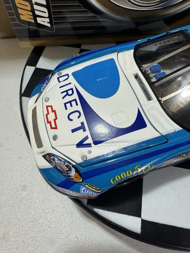 RARO* Clint Bowyer #07 Jack Daniels DIRECTV ELITE 2006 1/24 Nascar Diecast Foto 3 de 4