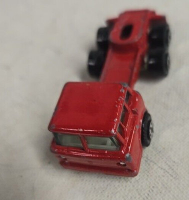 Vintage Yatming 1970 Ford C600 Semi Hauler  red 