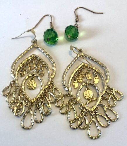 2 Pairs VTG Earrings Gold Tone Green Glass 1980s … - image 1