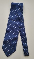 Karl Lagerfeld Polka Dot Navy Blue 100 Silk tie 4" X 58" Made In Italy.