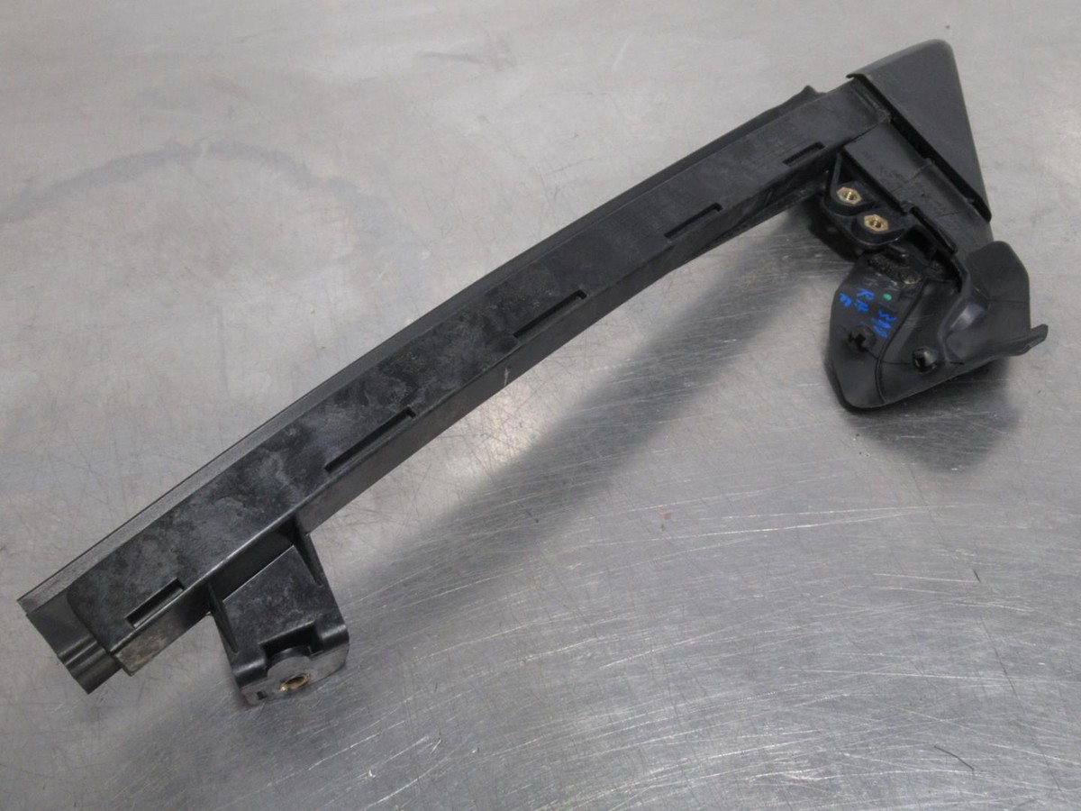 Genuine Porsche 911 991 Front Right Window Guide 99153743204 for