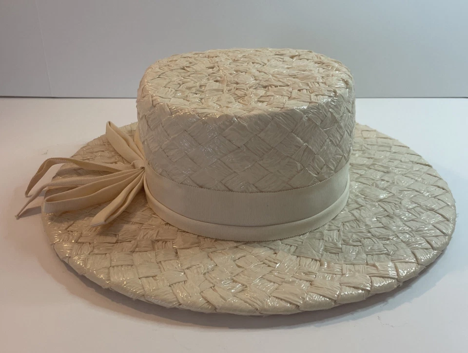 Leslie James Wide Brim Hat Straw Off White W/ Hat Box  - Image 3 of 4