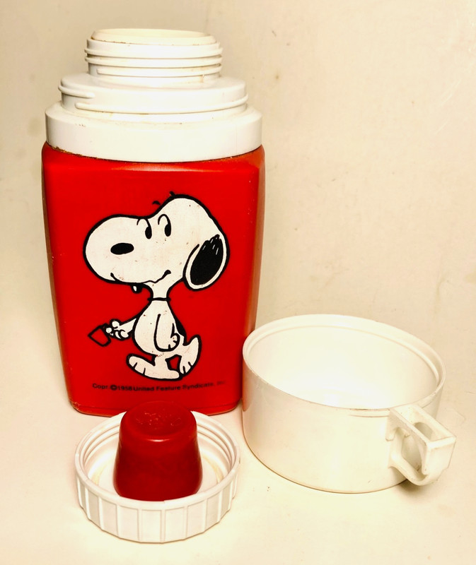 Vintage 1958 Peanuts Snoopy 8 oz. Thermos