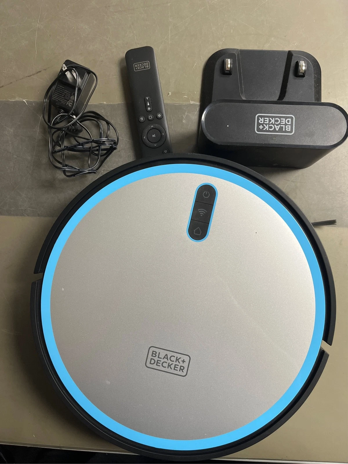 BLACK+DECKER Roboseries Robot Vacuum - 2000Pa Suction, Smart Mapping, App & Re 1