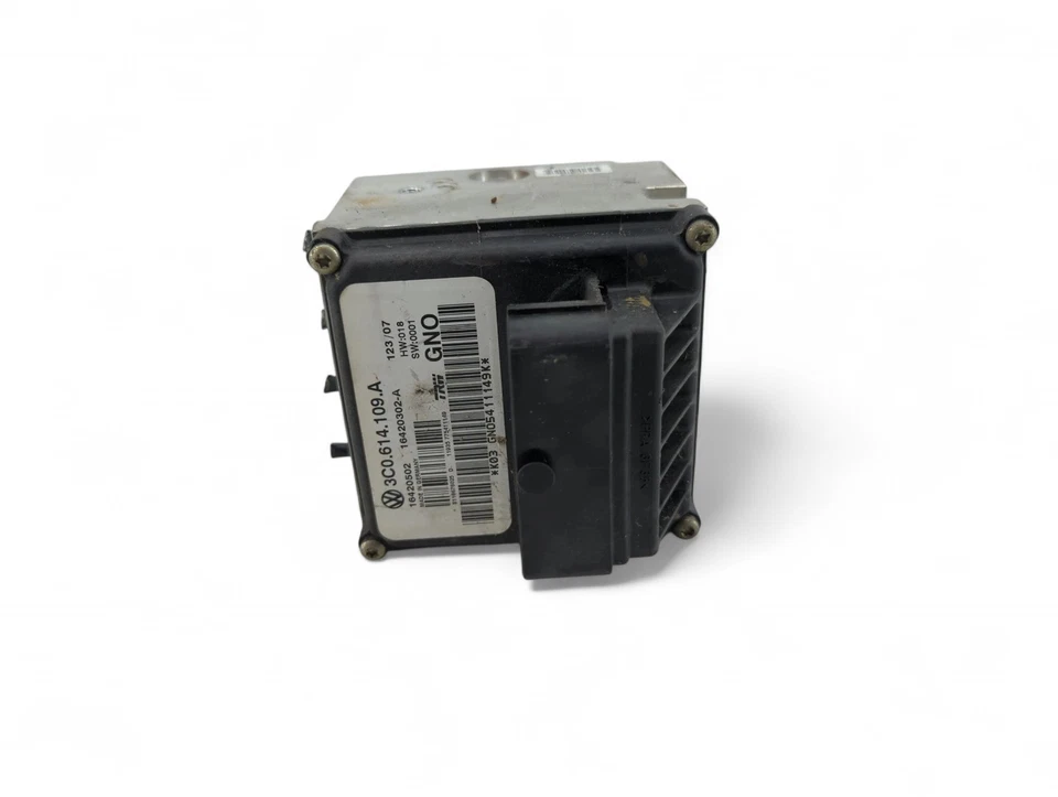 Módulo de control de bomba ABS Volkswagen Passat 2009-2010 OEM Foto 3 de 4