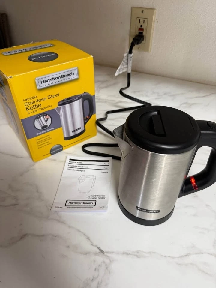 Hervidor eléctrico comercial Hamilton Beach Foto 2 de 3