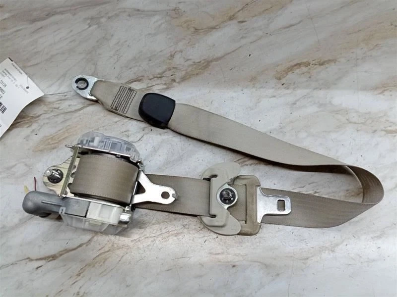 2010 - 2012 SUBARU LEGACY RIGHT PASSENGER SIDE SEATBELT OEM Foto 4 de 4