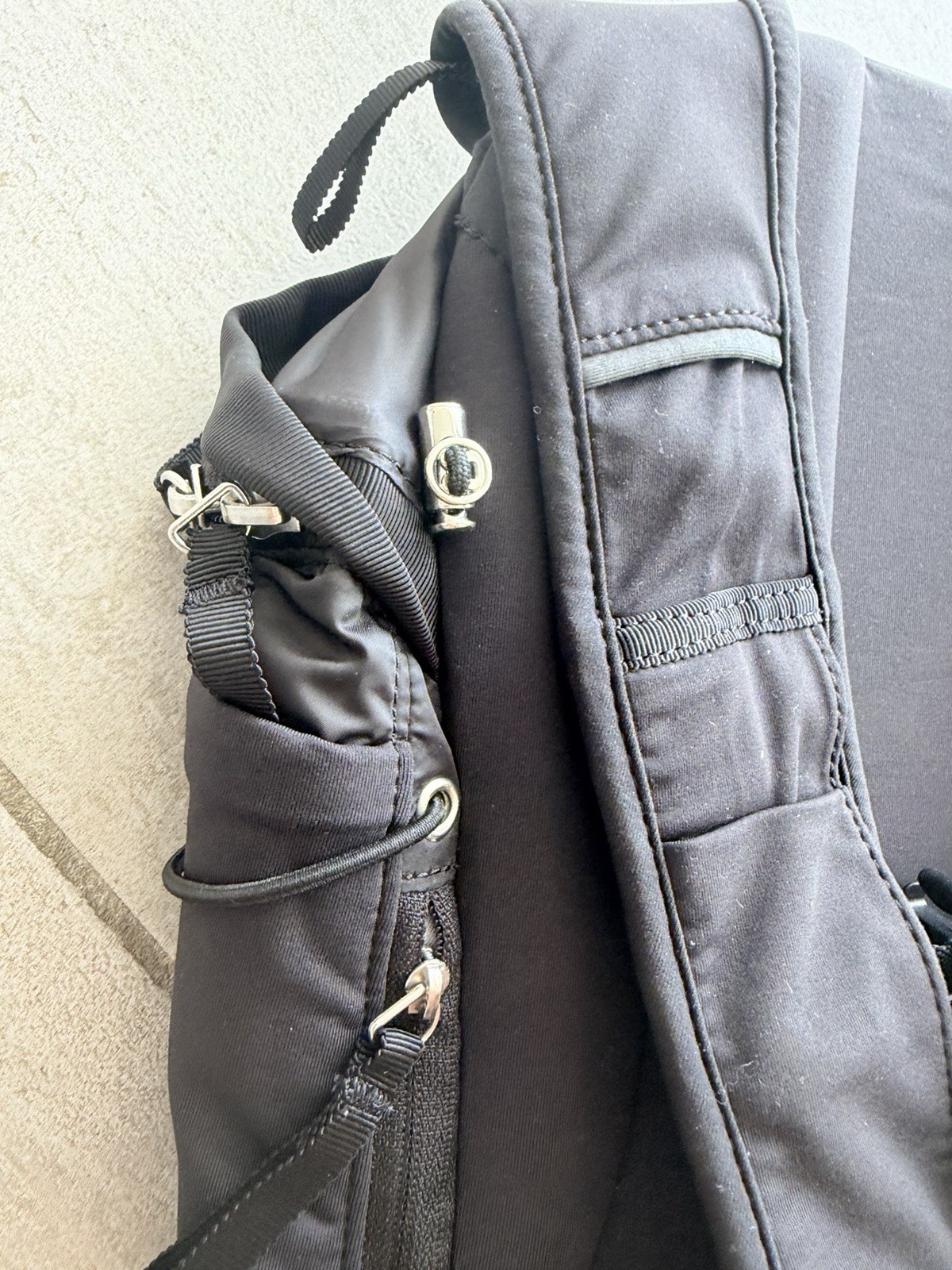 Lululemon Running Backpack Lightweight Trail Run … - image 6