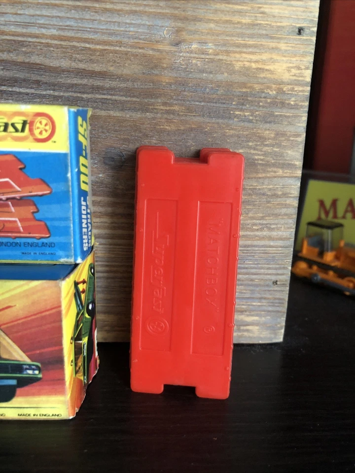 3x New Boxen & 2x Originale Boxen inclusive 6x SF Loopingverbinder - Bild 4 von 4