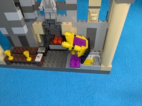 LEGO Harry Potter: Vintage Set 4709 Hogwarts Castle W/Instructions - Read