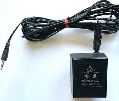 アタリ本体＋コントロール ATARI 2600 VIDEO COMPUTER SYSTEM WITH 2 CONTROLLERS 2
