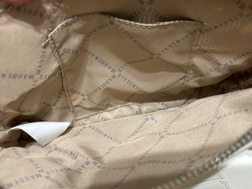 NWOT Large Steve Madden Weekend Tote/Duffle W/Matching Crossbody Wallet - Picture 4 of 16