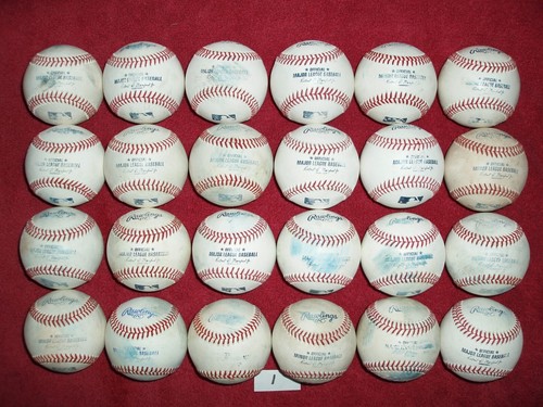 24 Rawlings Major/Minor League Leder Baseballs