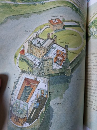 Leeds Castle - Maidstone - Kent - Vintage 1996 Full Color Souvenir Book T1J - Picture 7 of 7