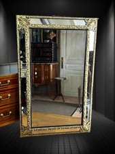 GRAND MIROIR A PARECLOSES EN LAITON REPOUSSÉ EPOQUE NAPOLEON III  DE 1,50 M
