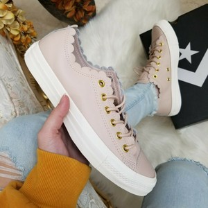 converse leather upper