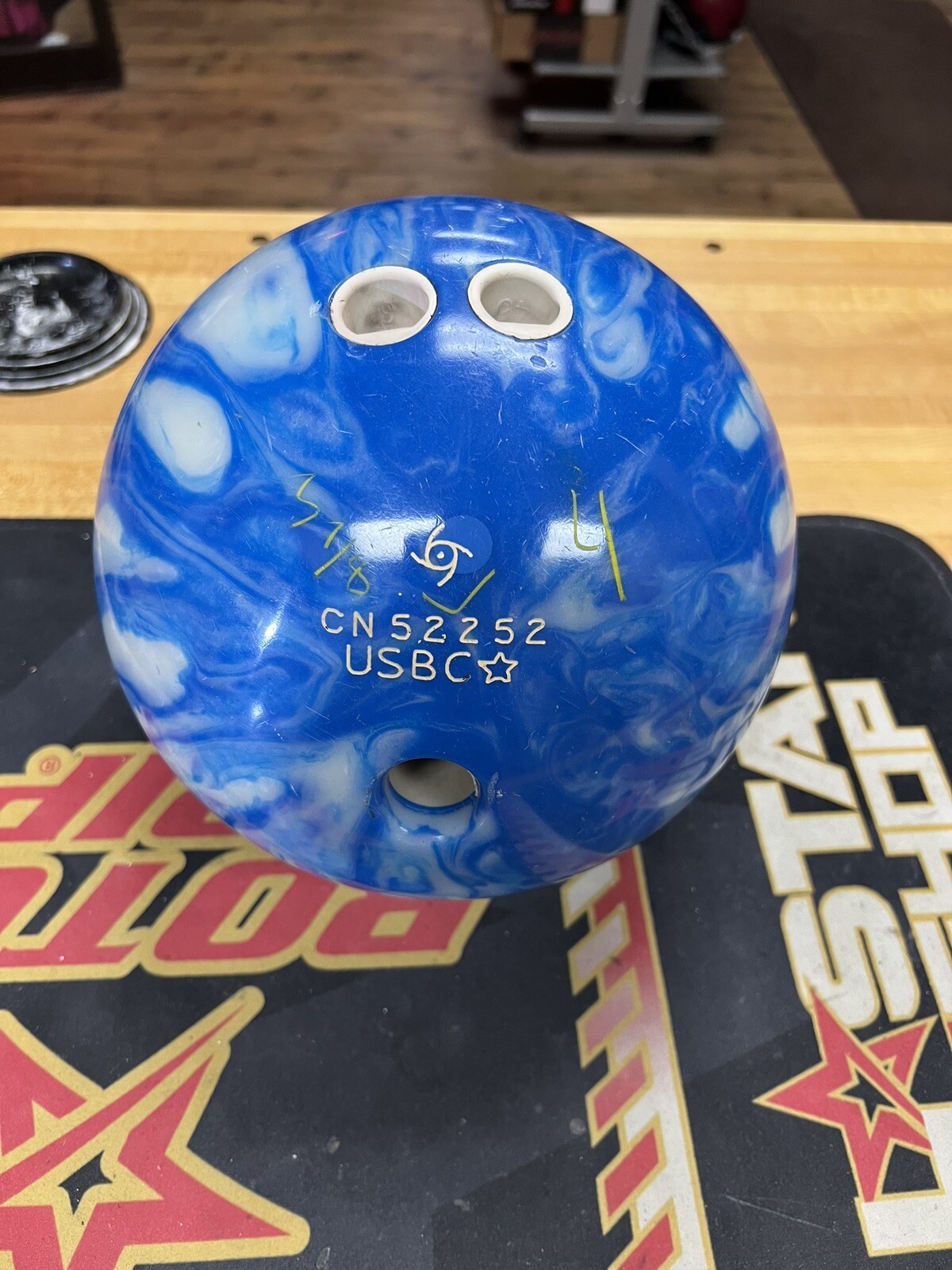 Used Storm Ice Bowling Ball 15lbs eBay