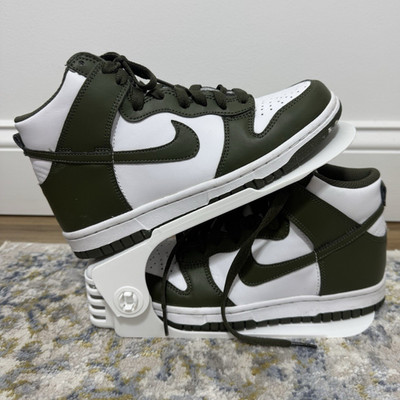 Nike Dunk High Men s Green/White Colorblock High Top Lace-Up Sneaker 4.5M 6W