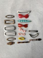 Vintage Hair Barrette Lot of 17 Plastic Metal Pony Tail Wire Styling Beauty
