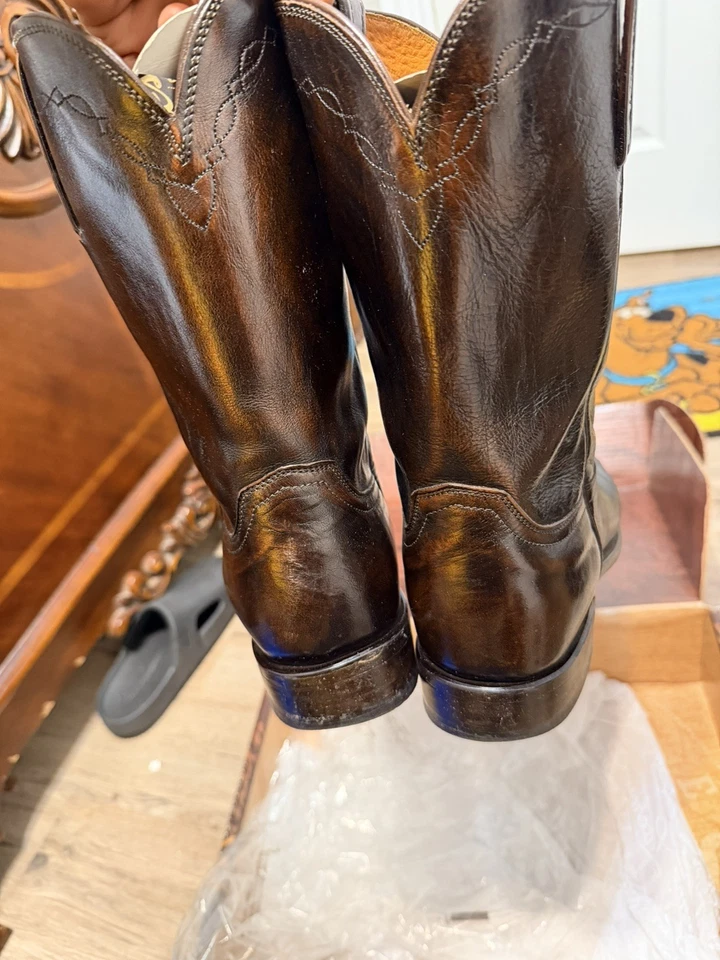 Lucchese  Men's Size 9.5B Leather Western Cowboy Roper Style - Image 4 of 4
