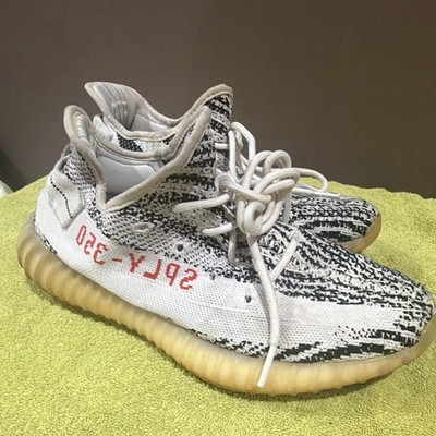 adidas Yeezy Boost 350 V2 Zebra Low Top Sneakers White/Black/Red CP9654
