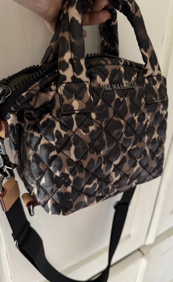 MZ WALLACE MICRO SUTTON LEOPARDO ¡NUEVO CON ETIQUETAS! Foto 3 de 4