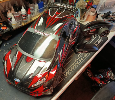 Traxxas Ford Fiesta ST 4WD BL-2S Brushless Rally Hobbywing Brushless Combo