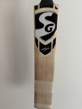 SG -Hardik Pandyas Own Bat!