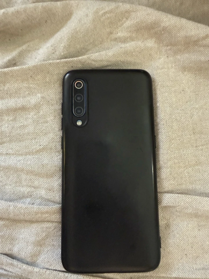 Xiaomi Mi 9 · 128GB, foto 4 di 4