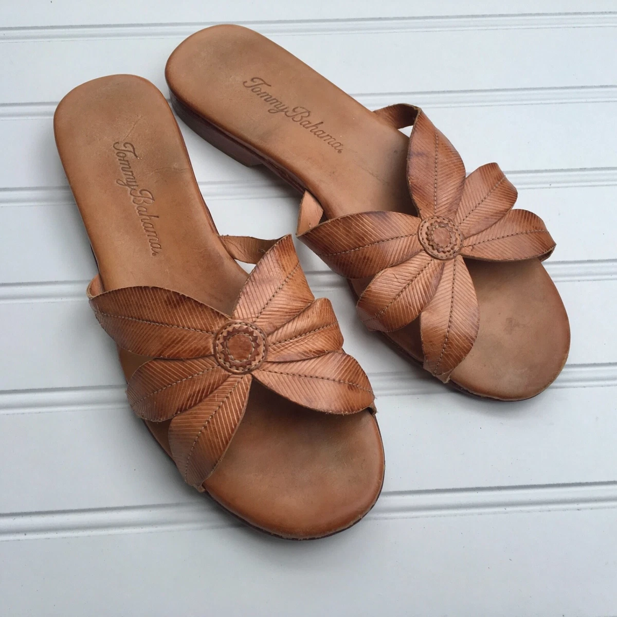Tommy Bahama Womens 6 Tooled Leather Sandals Slides Flats