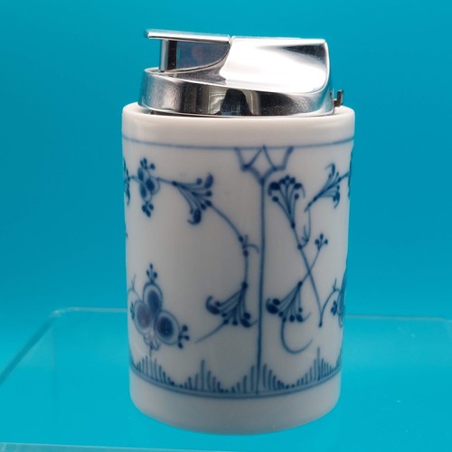 B & G Bing & Grondahl Lighter Blue Traditional 367 Denmark Copenhagen Clean